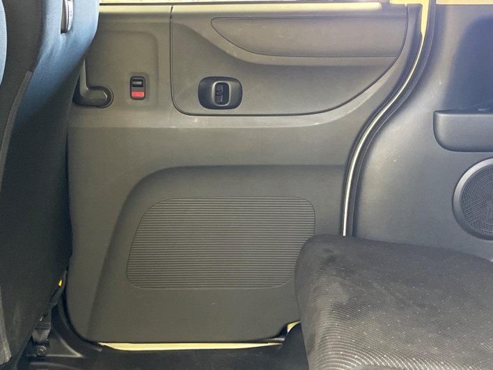2015 Honda N-BOX DBA-JF1 (UW-6a32102d163a0)[29]