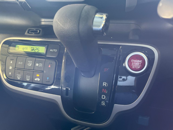 2015 Honda N-BOX DBA-JF1 (UW-6a32102d163a0)[10]