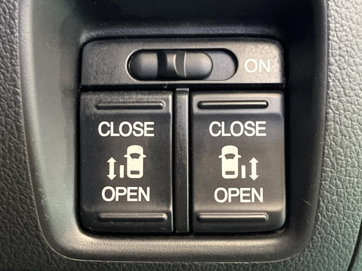 2015 Honda N-BOX DBA-JF1 (UW-6a32102d163a0)[6]