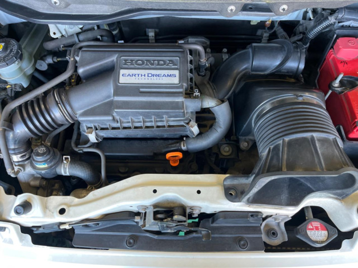 2015 Honda N-BOX DBA-JF1 (UW-6a32102d163a0)[19]