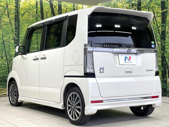 2016 Honda N-BOX CUSTOM DBA-JF1 (UW-6a32102f61513)[29]
