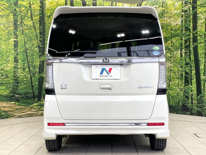 2016 Honda N-BOX CUSTOM DBA-JF1 (UW-6a32102f61513)[20]