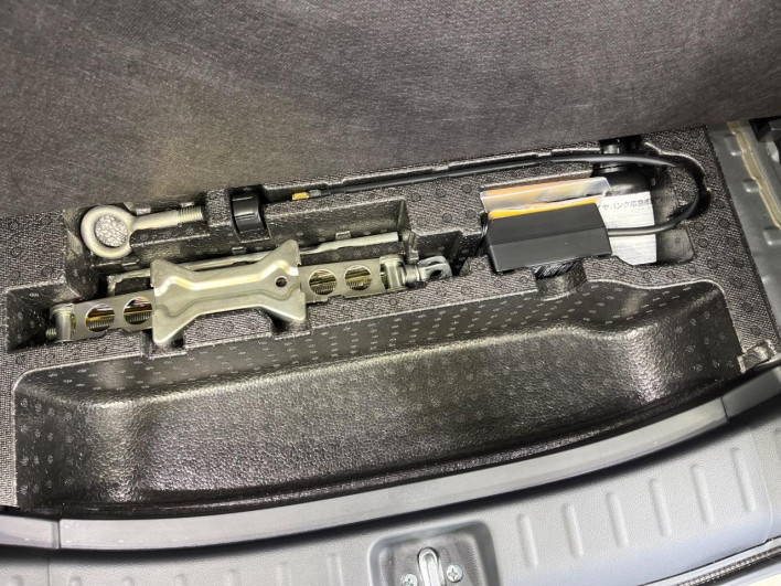 2013 Honda N-BOX DBA-JF1 (UW-6a32102fcba53)[24]