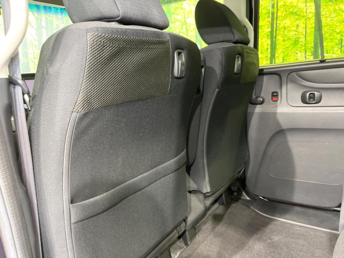 2017 Honda N-BOX CUSTOM DBA-JF2 (UW-6a32103206194)[28]