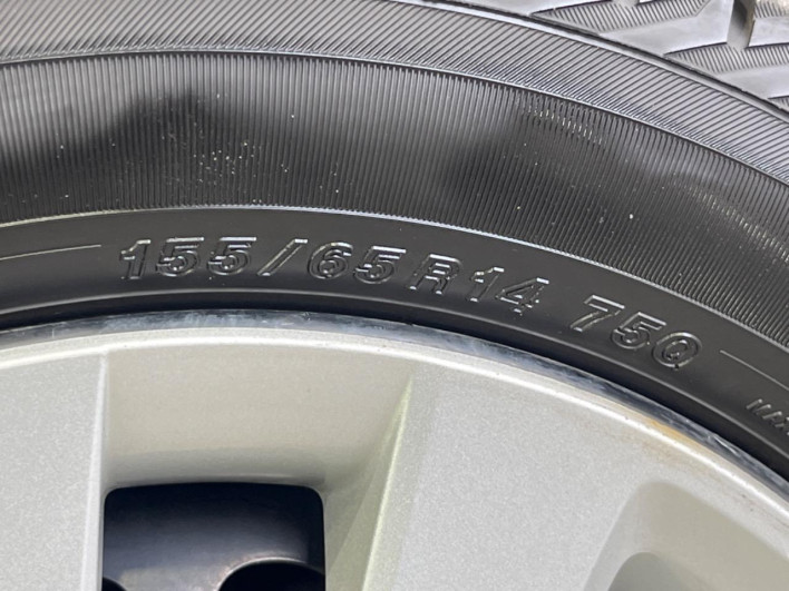 2018 Honda N-BOX DBA-JF3 (UW-6a321032774f7)[21]