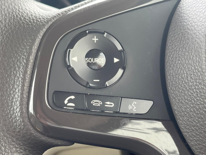 2017 Honda N-BOX DBA-JF3 (UW-6a321032e601d)[13]