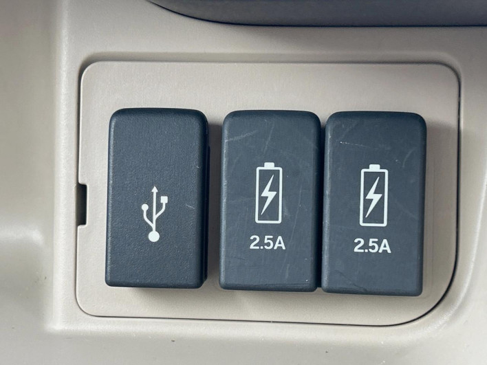 2017 Honda N-BOX DBA-JF3 (UW-6a321032e9654)[10]