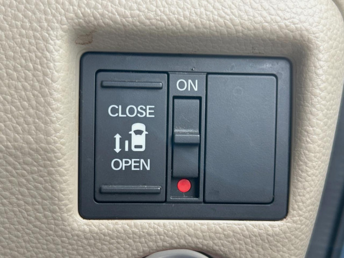 2017 Honda N-BOX DBA-JF3 (UW-6a321032e9654)[15]