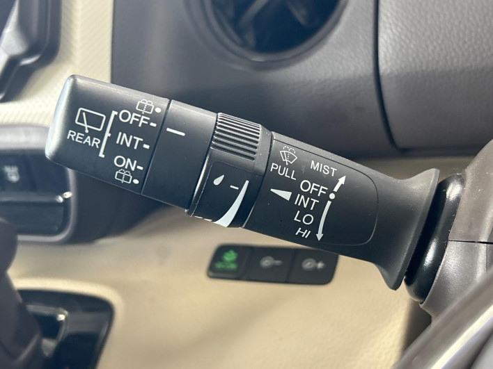 2018 Honda N-BOX DBA-JF3 (UW-6a3210345895d)[7]