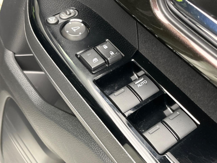 2019 Honda N-BOX CUSTOM 6BA-JF3 (UW-6a321037dbdee)[25]