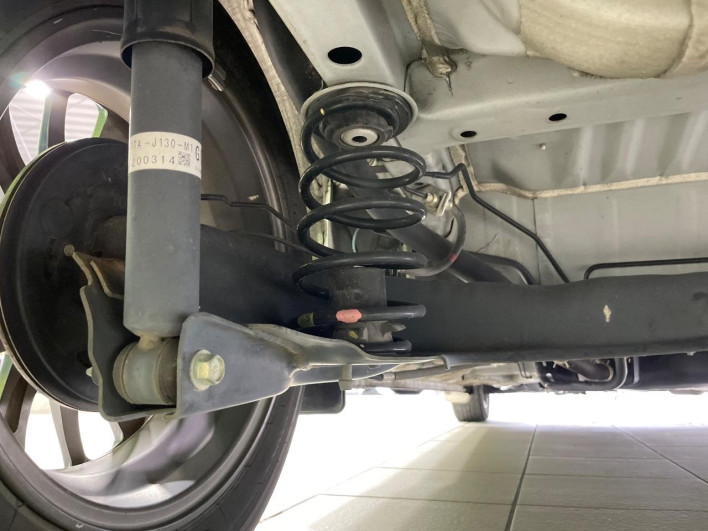 2020 Honda N-BOX CUSTOM 6BA-JF3 (UW-6a321038e0d40)[25]