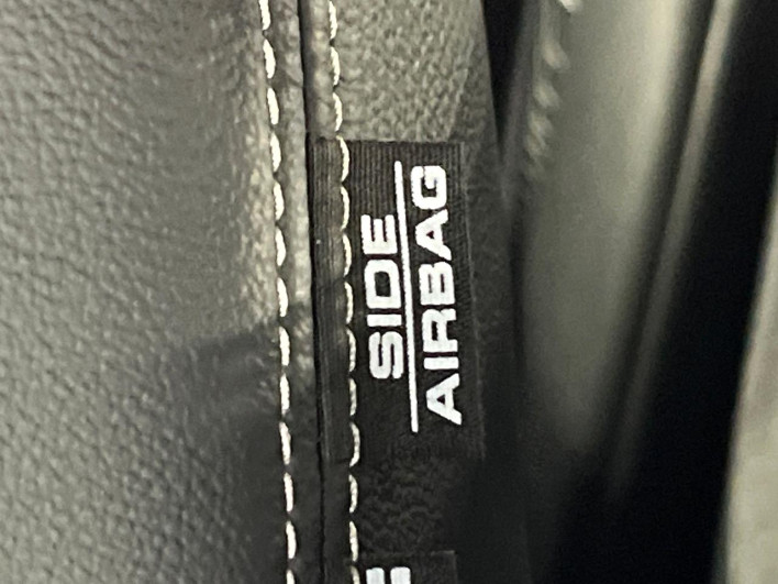 2023 Honda N-BOX CUSTOM 6BA-JF3 (UW-6a32103d41a21)[25]