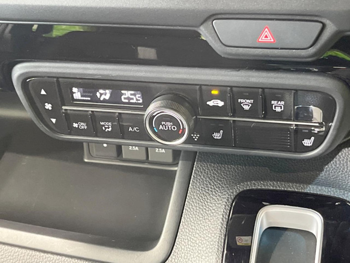 2021 Honda N-BOX CUSTOM 6BA-JF3 (UW-6a32103ed481b)[24]