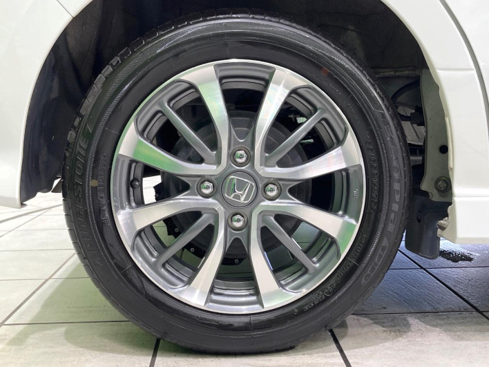 2022 Honda N-BOX CUSTOM 6BA-JF3 (UW-6a321042ba08f)[28]