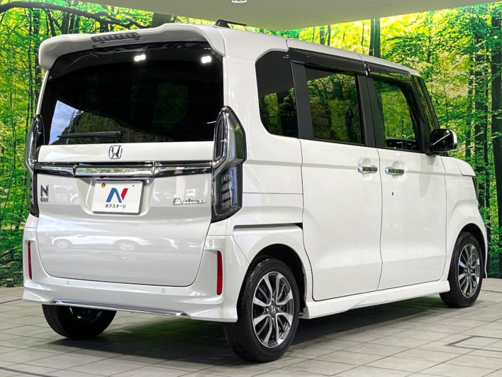 2022 Honda N-BOX CUSTOM 6BA-JF3 (UW-6a321042ba08f)[17]