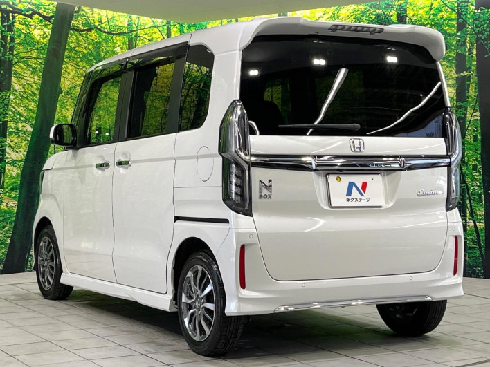 2022 Honda N-BOX CUSTOM 6BA-JF3 (UW-6a321042ba08f)[9]