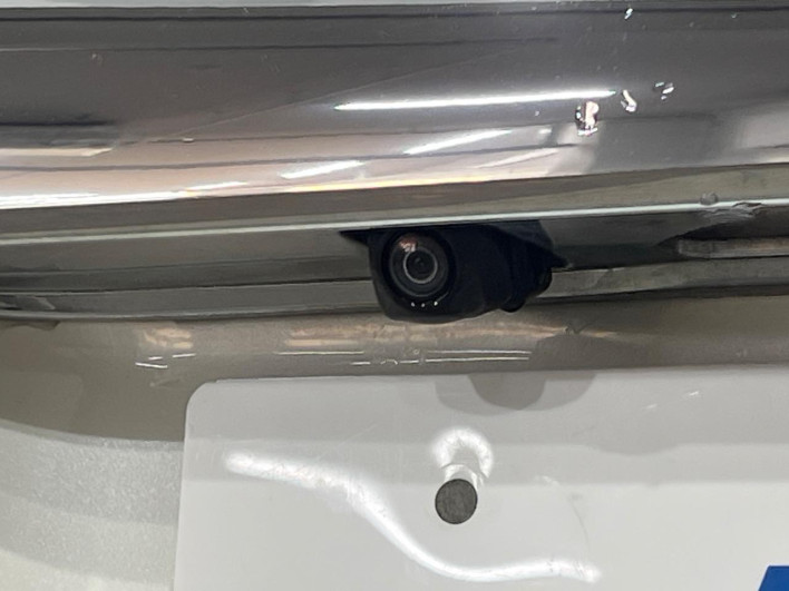 2017 Honda N-BOX DBA-JF4 (UW-6a3210477e1ae)[29]