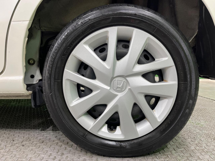 2017 Honda N-BOX DBA-JF4 (UW-6a3210477e1ae)[11]