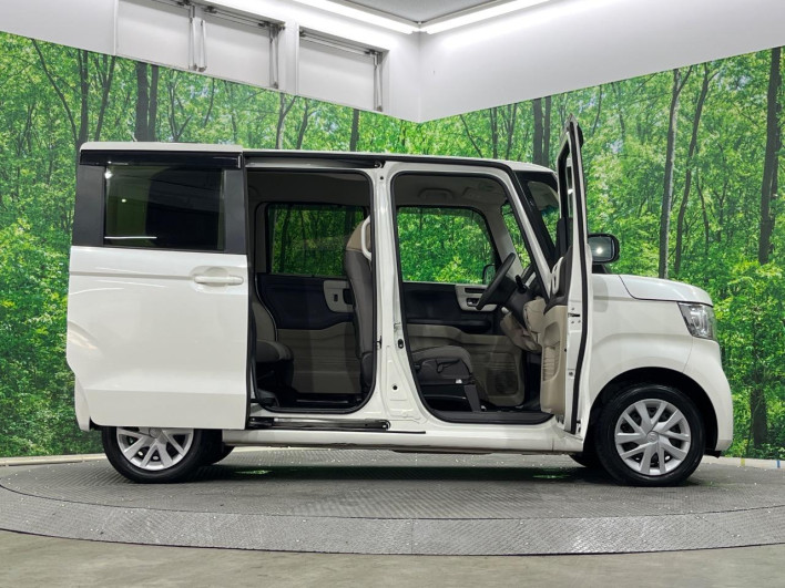 2017 Honda N-BOX DBA-JF4 (UW-6a3210477e1ae)[23]