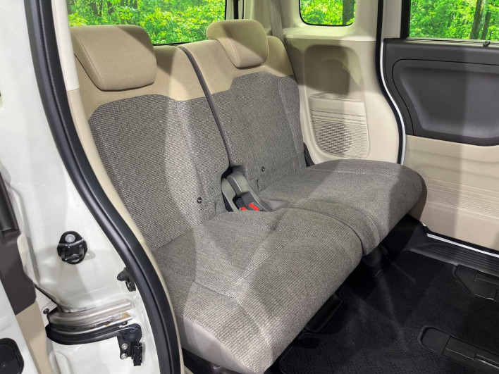 2017 Honda N-BOX DBA-JF4 (UW-6a3210477e1ae)[26]