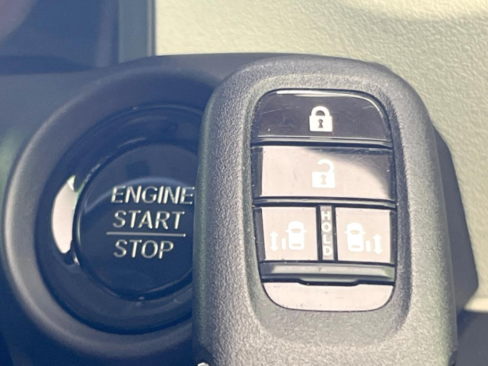 2024 Honda N-BOX 6BA-JF5 (UW-6a32104a61a10)[17]
