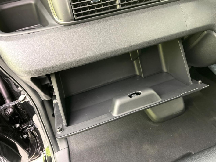 2026 Honda N-BOX CUSTOM 6BA-JF5 (UW-6a32104d30a95)[29]