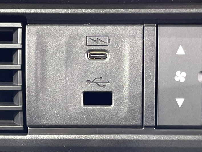 2026 Honda N-BOX CUSTOM 6BA-JF5 (UW-6a3210513430b)[18]