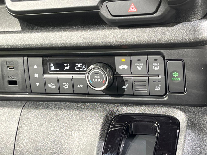 2026 Honda N-BOX CUSTOM 6BA-JF5 (UW-6a32105720c73)[19]
