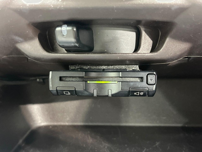 2011 Toyota Passo DBA-KGC30 (UW-6a32107112e0b)[16]