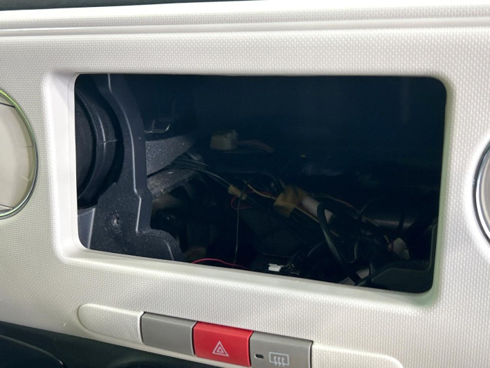 2014 Daihatsu Mira Cocoa DBA-L675S (UW-6a32107810678)[6]