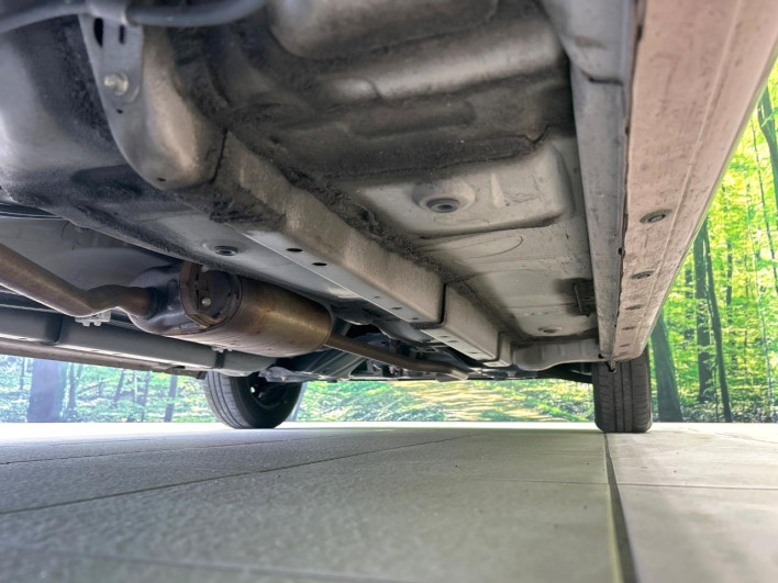 2014 Daihatsu Mira Cocoa DBA-L675S (UW-6a32107810678)[25]
