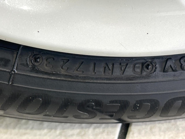 2014 Daihatsu Mira Cocoa DBA-L675S (UW-6a32107810678)[22]