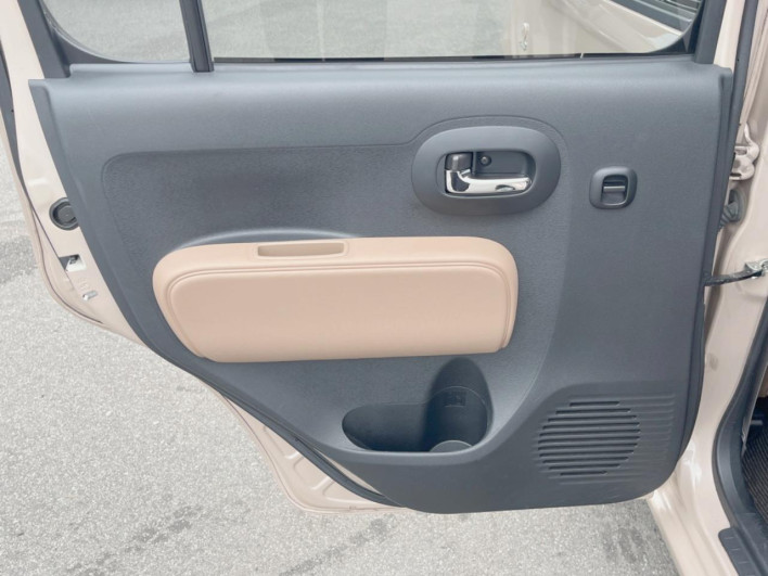 2016 Daihatsu Mira Cocoa DBA-L685S (UW-6a3210786b27a)[18]