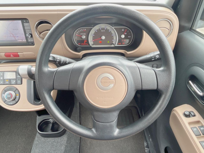 2016 Daihatsu Mira Cocoa DBA-L685S (UW-6a3210786b27a)[27]