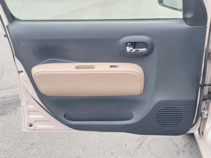 2016 Daihatsu Mira Cocoa DBA-L685S (UW-6a3210786b27a)[19]