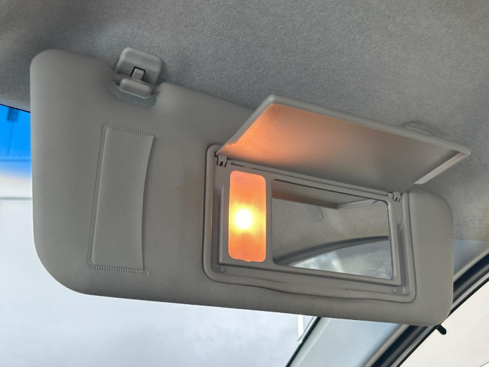2013 Daihatsu Move DBA-LA100S (UW-6a32107921383)[6]