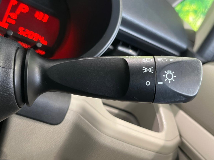 2016 Daihatsu Move DBA-LA160S (UW-6a32107b721e9)[16]