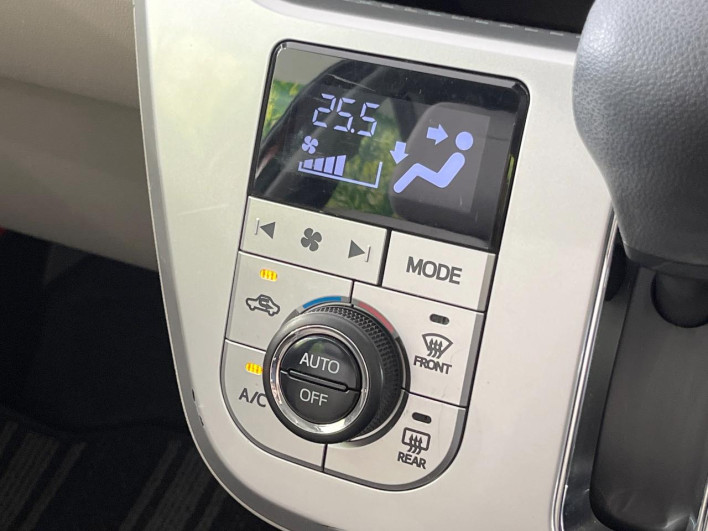 2015 Daihatsu Cast DBA-LA250S (UW-6a32107d80a75)[9]