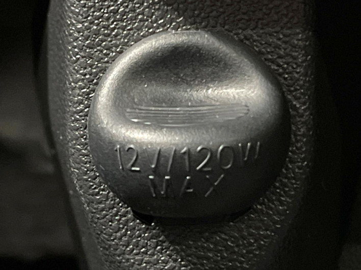 2016 Daihatsu Cast DBA-LA250S (UW-6a32107e76a8c)[23]