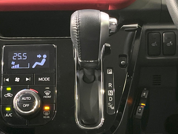 2016 Daihatsu Cast DBA-LA250S (UW-6a32107e76a8c)[22]