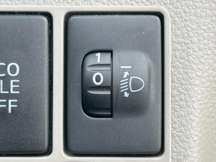 2015 Daihatsu Mirai Ease DBA-LA300S (UW-6a3210846609e)[9]
