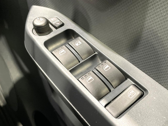 2017 Daihatsu Mirai Ease DBA-LA350S (UW-6a32108603d82)[28]
