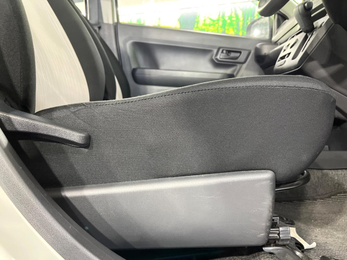 2019 Daihatsu Mirai Ease 5BA-LA350S (UW-6a321086c303d)[23]