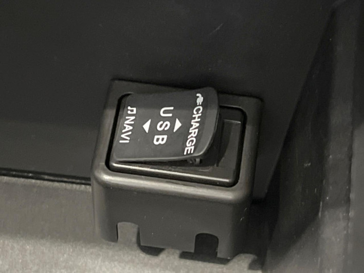 2018 Daihatsu Mira Tocot DBA-LA550S (UW-6a32108d489b3)[28]