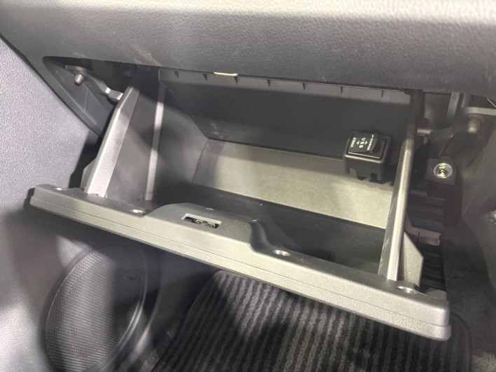 2018 Daihatsu Mira Tocot DBA-LA550S (UW-6a32108d489b3)[27]