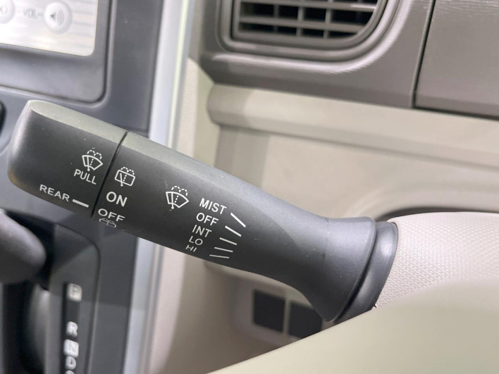 2013 Daihatsu Tanto DBA-LA600S (UW-6a32108e52a09)[25]