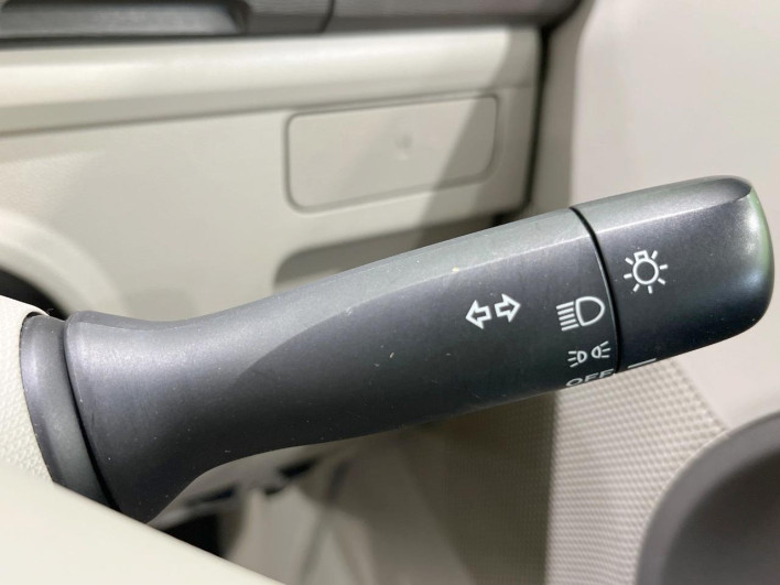 2013 Daihatsu Tanto DBA-LA600S (UW-6a32108e52a09)[24]