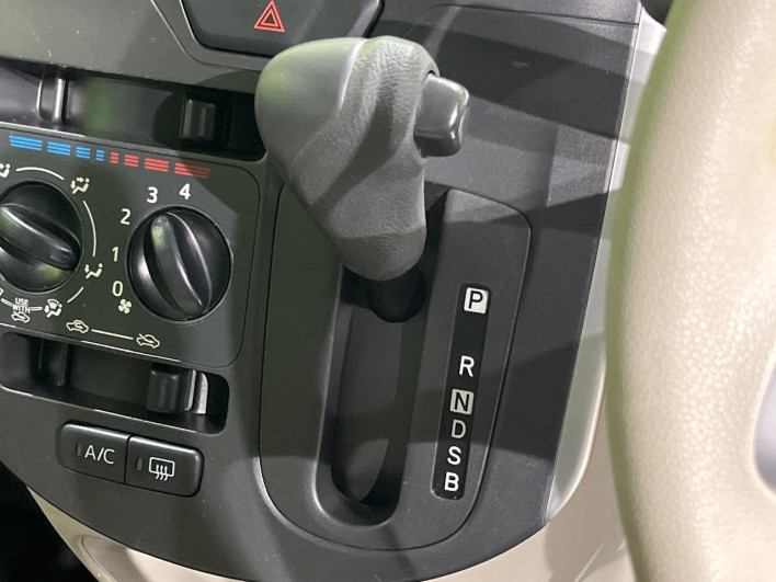 2014 Daihatsu Tanto DBA-LA600S (UW-6a32108fd0193)[22]