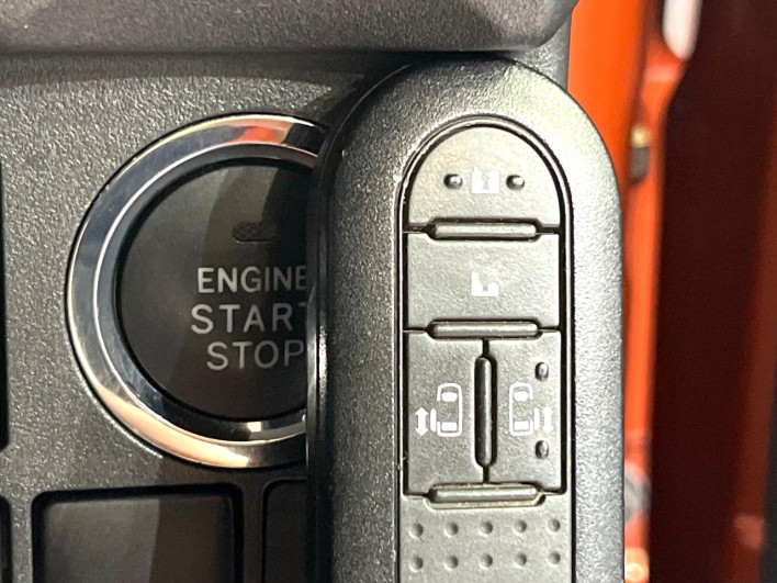 2017 Daihatsu Wake DBA-LA700S (UW-6a32109c62ab1)[25]