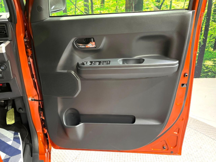 2017 Daihatsu Wake DBA-LA700S (UW-6a32109c62ab1)[4]